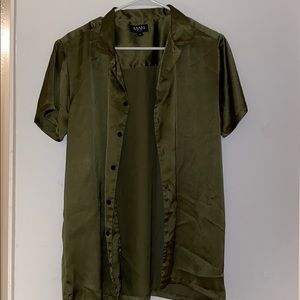 Small - Green - Silky BooHooMAN Button Down